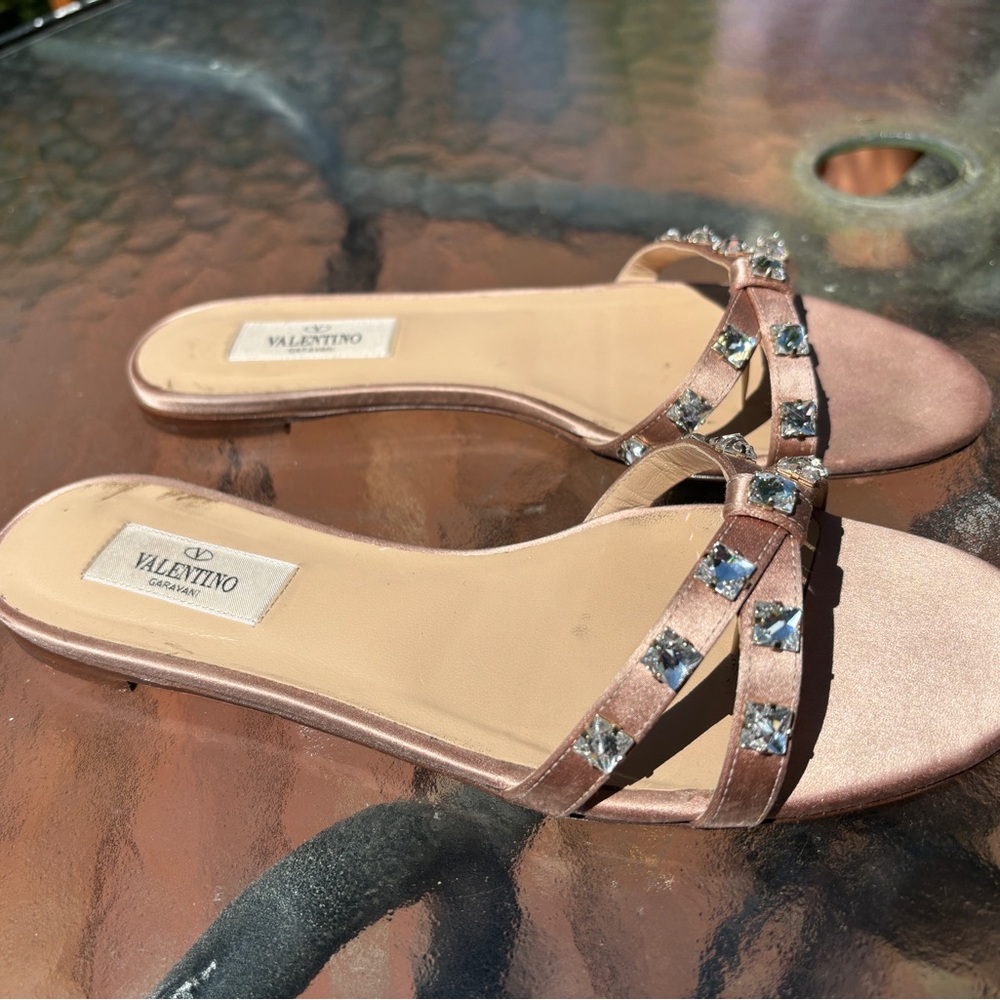 Valentino Garavani Rockstud Glam Flat Crystal-Stud Satin Slide Sandals.